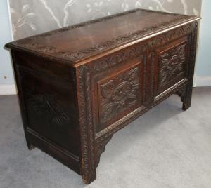 17th century Oak Coffer